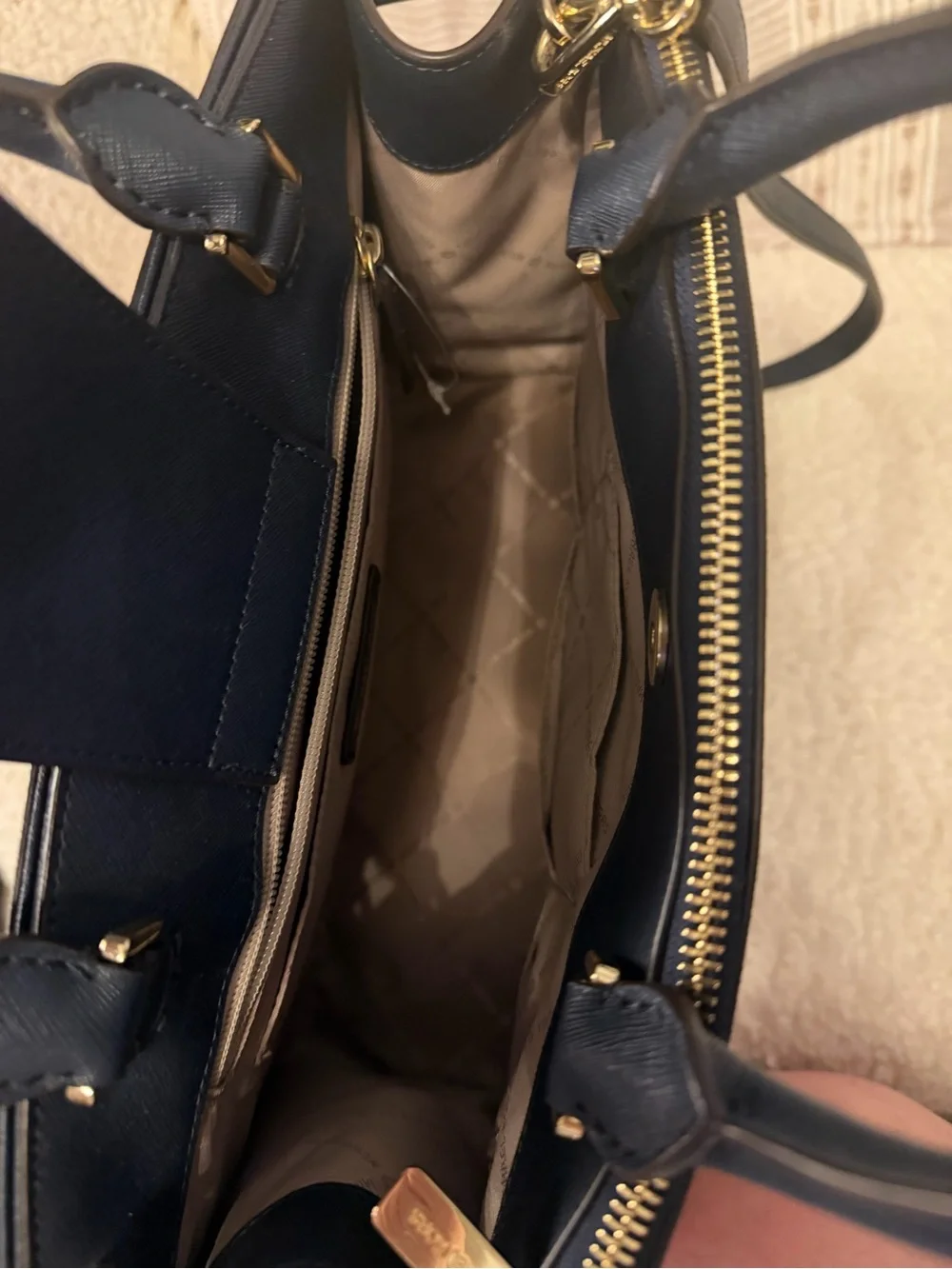 Michael Kors Navy Saffiano Leather Karla Satchel & Jet Set Travel Wallet Set ✨